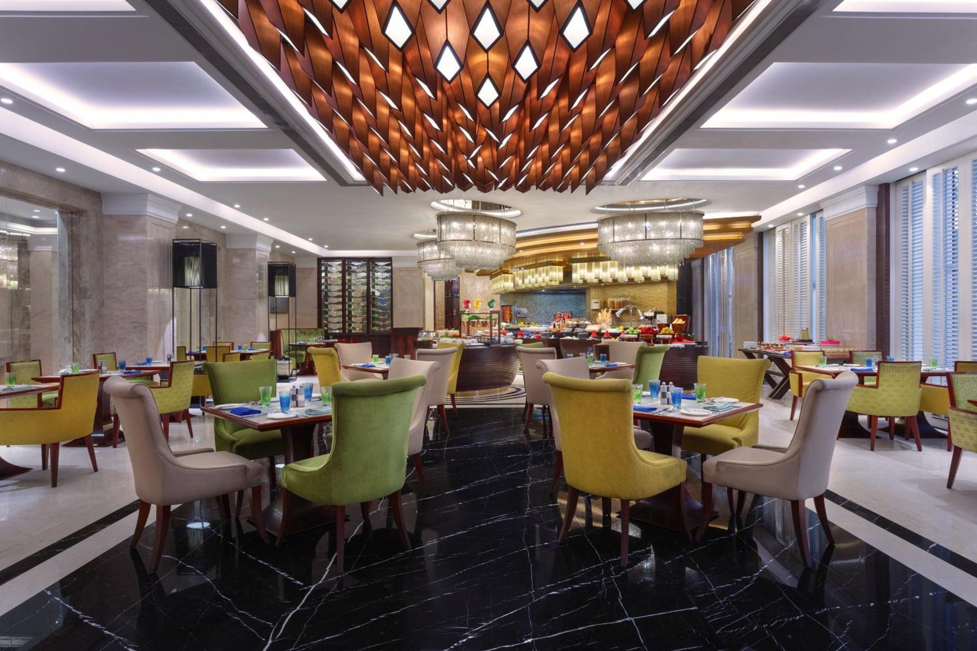 Sheraton Grand Pune Bund Garden Hotel Exteriér fotografie