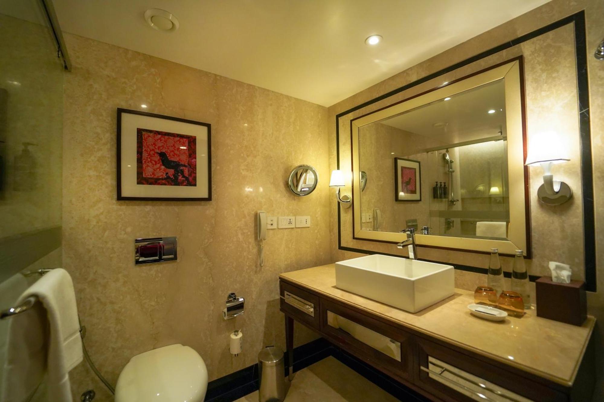 Sheraton Grand Pune Bund Garden Hotel Exteriér fotografie