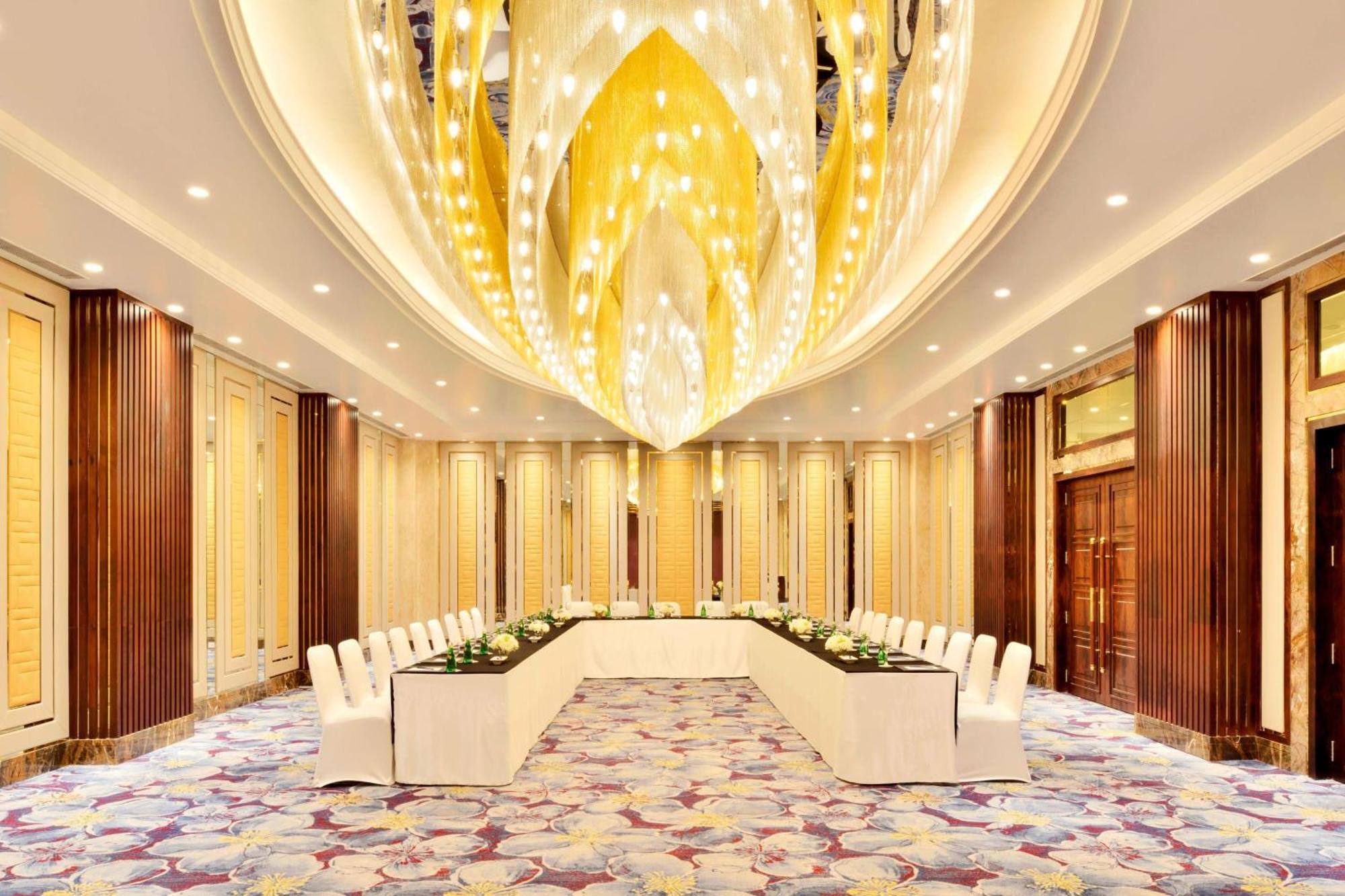 Sheraton Grand Pune Bund Garden Hotel Exteriér fotografie