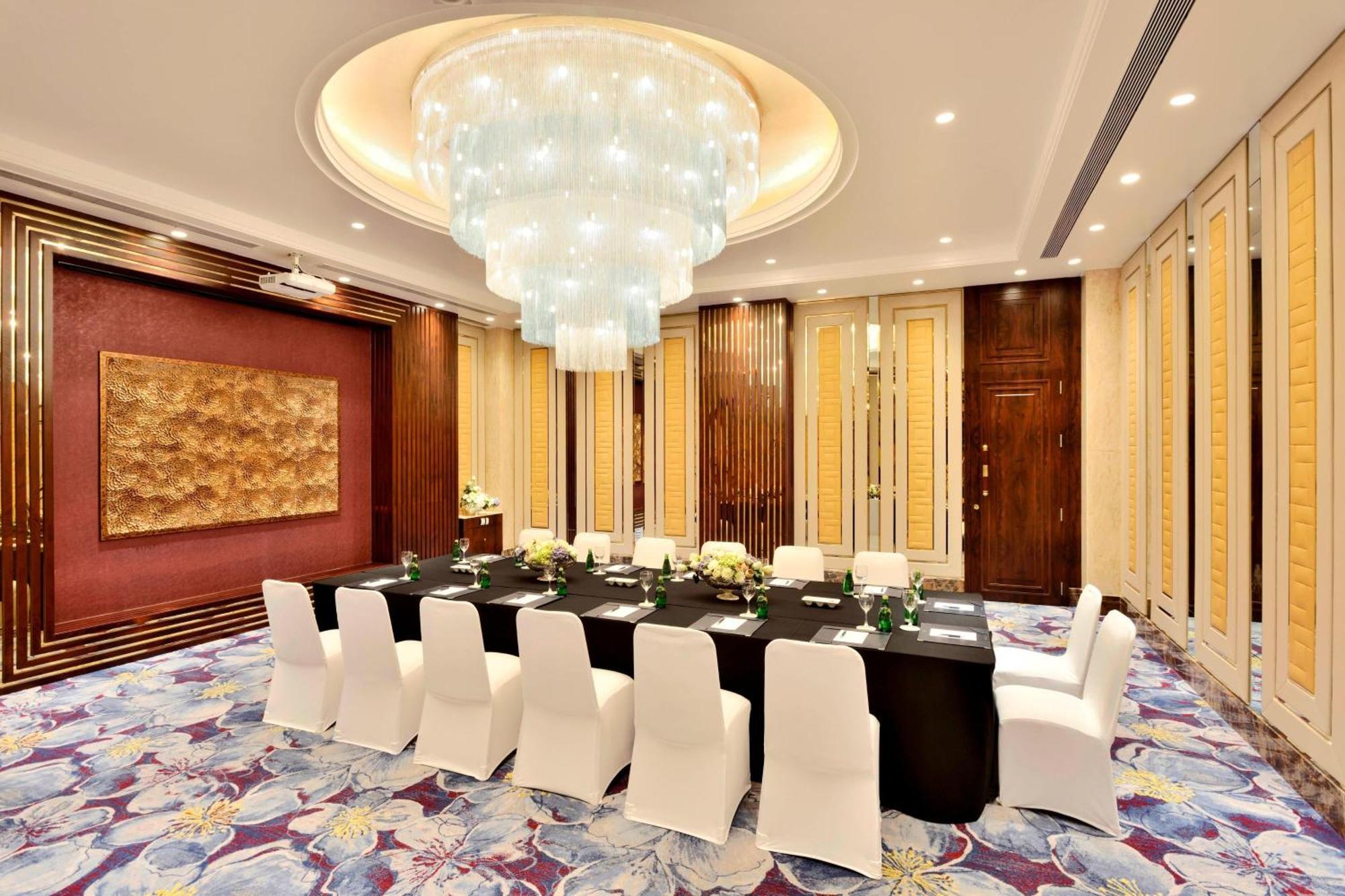Sheraton Grand Pune Bund Garden Hotel Exteriér fotografie