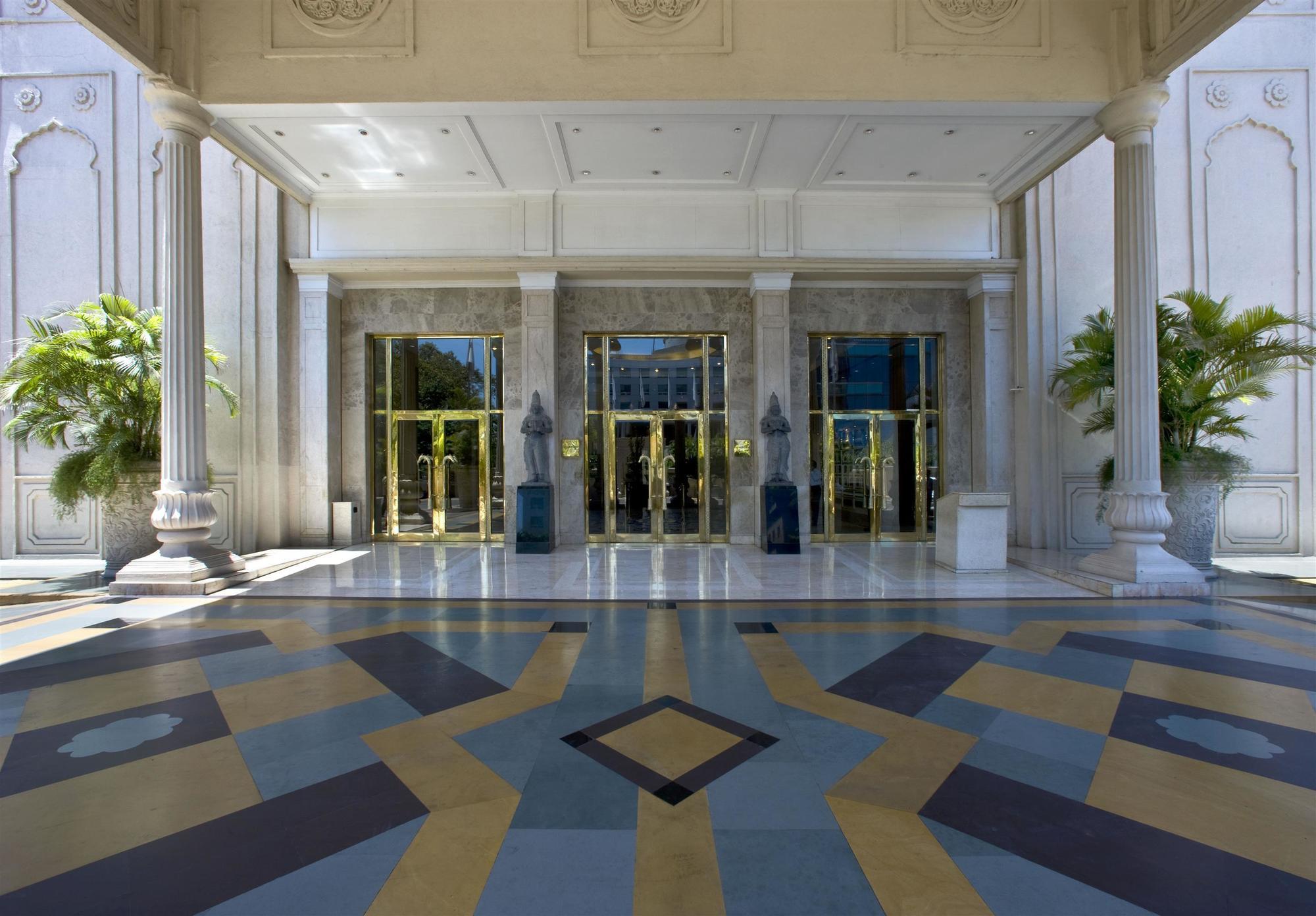 Sheraton Grand Pune Bund Garden Hotel Exteriér fotografie